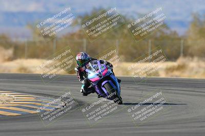 media/Jan-10-2025-CVMA Friday Practice (Fri) [[489e0da257]]/Group 4 and Trackday/Session 5 (Turn 7)/